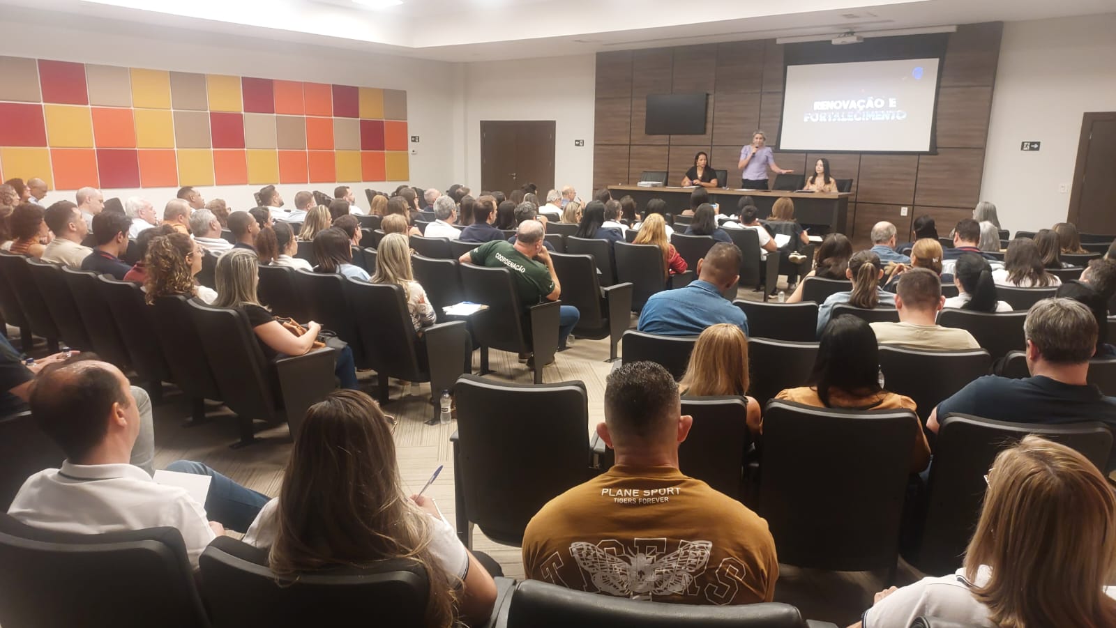 Sincomerciários marca presença em mais um encontro do Projeto Fênix/Eventos