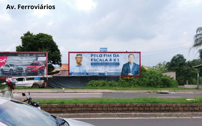 Sincomerciários propaga outdoors na base de Jundiaí pelo fim da escala 6x1