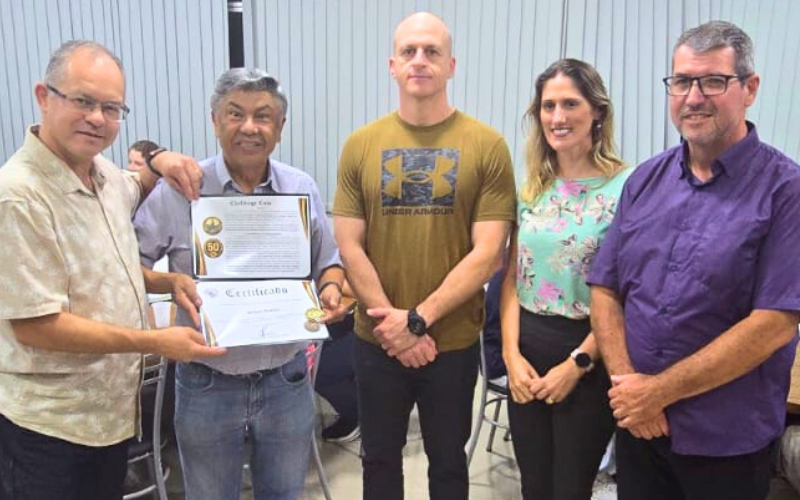 Comandante do 11º BPM deixa unidade e homenageia Milton de Araújo Comandante do 11º BPM deixa unidade e homenageia Milton de Araújo