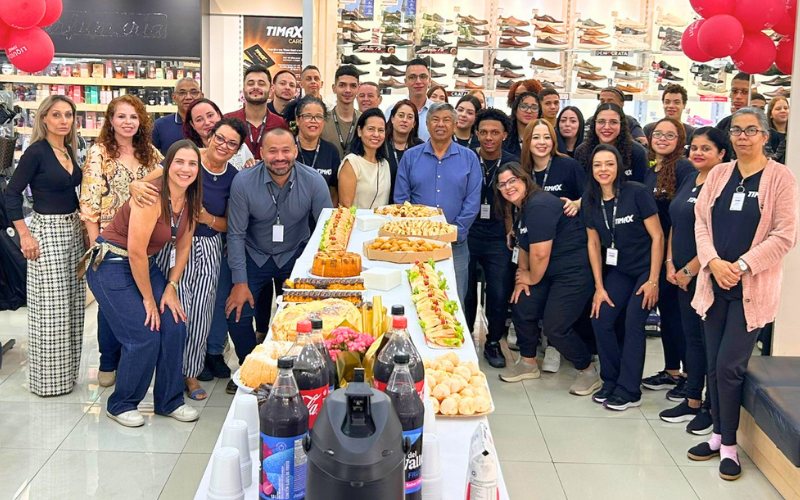 Sincomerciários prestigia celebração de um ano da loja 35 da Timax em Jundiaí