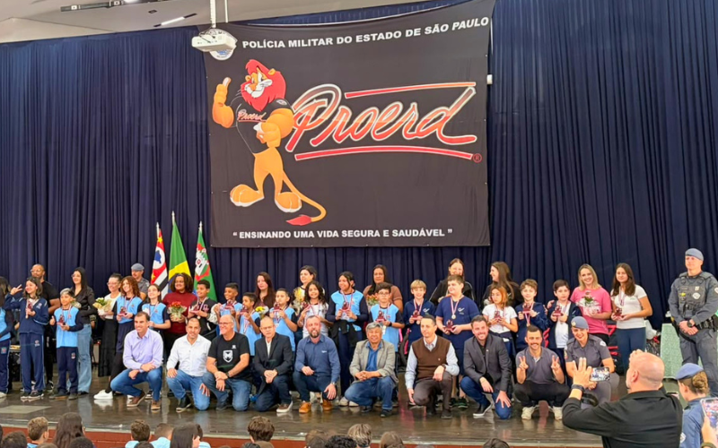 Milton de Araújo prestigia formatura do PROERD em Jundiaí
